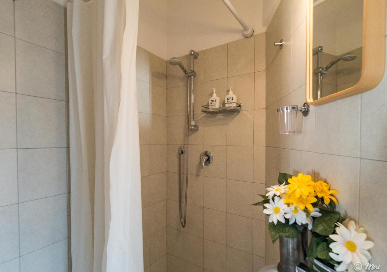 El Nin Apartment With Terrace Вернаца Екстериор снимка